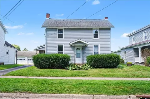 409 Ohio Ave, Salem, OH 44460