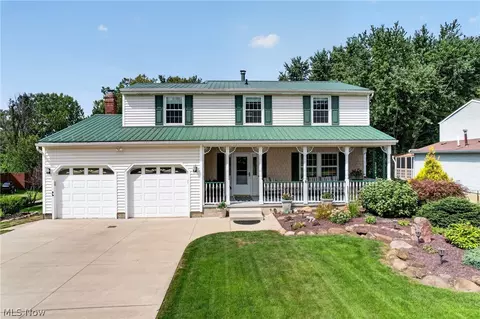 1690 Lares Ln, Brunswick, OH 44212