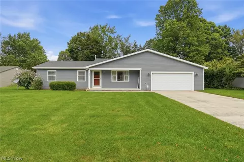 254 Thomas Ave, Munroe Falls, OH 44262