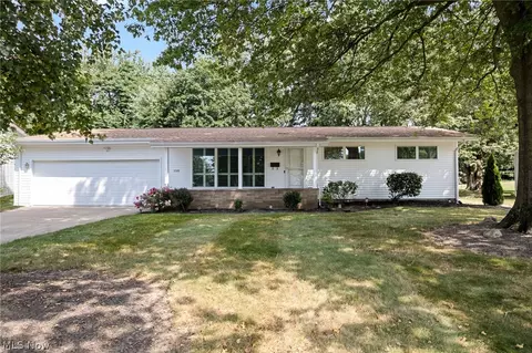 150 Longview Dr, Wadsworth, OH 44281 photo 1