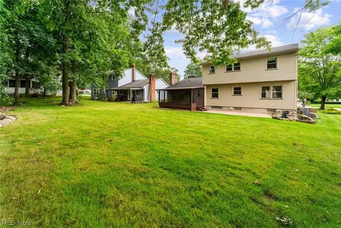 Exterior - 178 Shorehaven Dr, Boardman, OH 44512 photo 5 of 5