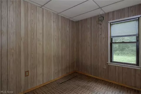Bedroom - 8386 Yale Rd, Rootstown, OH 44272 photo 3 of 3