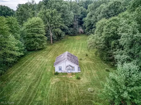 Exterior - 8386 Yale Rd, Rootstown, OH 44272 photo 12 of 16