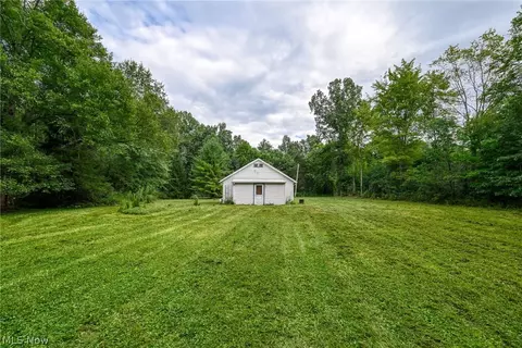 Exterior - 8386 Yale Rd, Rootstown, OH 44272 photo 7 of 16