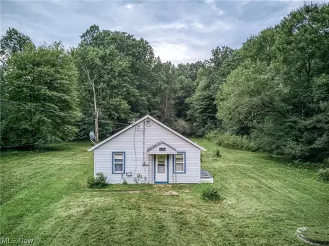 Exterior - 8386 Yale Rd, Rootstown, OH 44272 photo 9 of 16