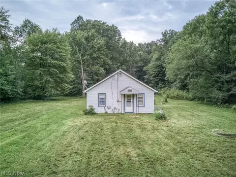 Exterior - 8386 Yale Rd, Rootstown, OH 44272 photo 8 of 16