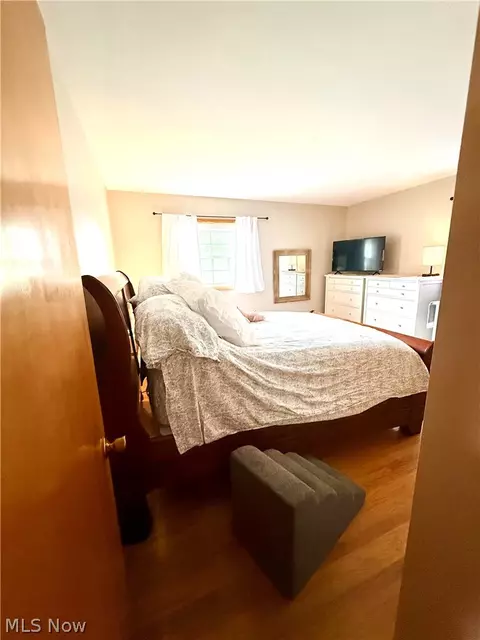 Bedroom - 2659 Laforce Dr, Akron, OH 44319 photo 3 of 5