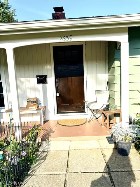 Exterior - 2659 Laforce Dr, Akron, OH 44319 photo 3 of 7