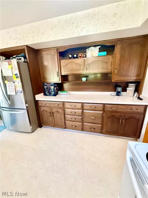 Kitchen - 2659 Laforce Dr, Akron, OH 44319 photo 3 of 3