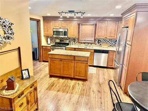 Kitchen - 106 Stealey St, Middlebourne, WV 26149 photo 2 of 2