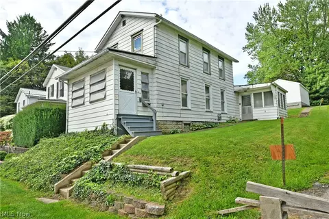 794 N Stateline Rd, Masury, OH 44438