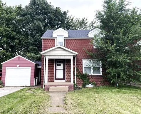 801 Spangler St NE, Canton, OH 44714