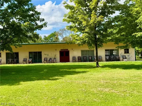 79601 Adams Rd, Freeport, OH 43973 photo 3