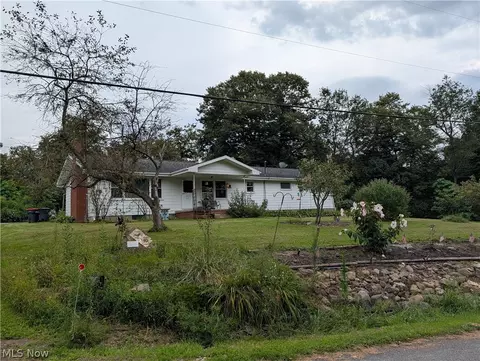 13946 Foundry Hill Rd, Hanoverton, OH 44423