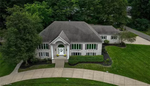 5216 E Boulevard Blvd NW, Canton, OH 44718