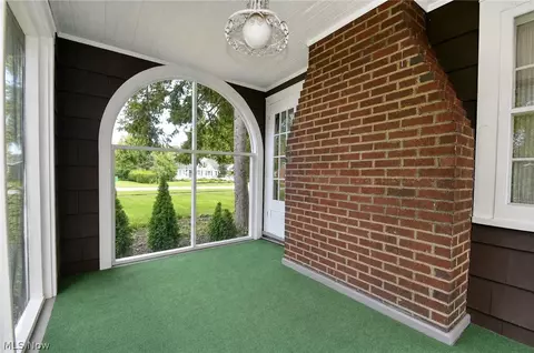 Exterior - 7912 Middlesex Rd, Mentor, OH 44060 photo 7 of 16