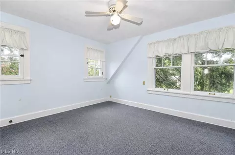 Bedroom - 7912 Middlesex Rd, Mentor, OH 44060 photo 2 of 8
