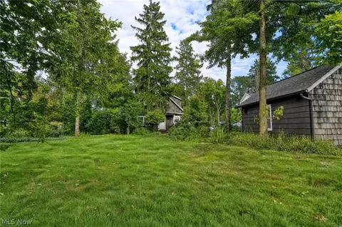 Exterior - 7912 Middlesex Rd, Mentor, OH 44060 photo 14 of 16