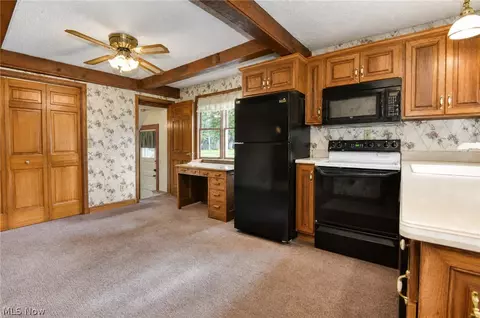 Kitchen - 7912 Middlesex Rd, Mentor, OH 44060 photo 1 of 1