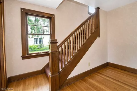 Entry Way - 7912 Middlesex Rd, Mentor, OH 44060 photo 2 of 2