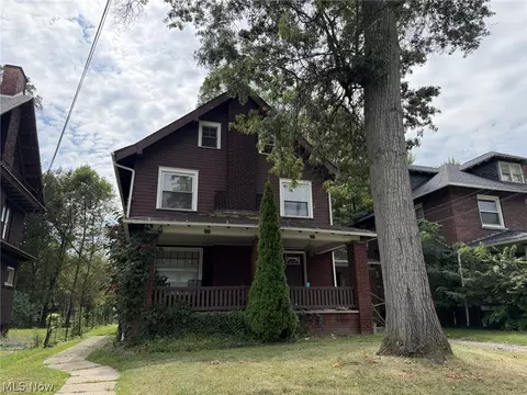 277 Crandall Ave, Youngstown, OH 44504