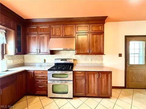 Kitchen - 15 Second St, Beech Bottom, WV 26030 photo 4 of 6