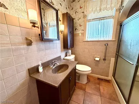Bath - 15 Second St, Beech Bottom, WV 26030 photo 1 of 2