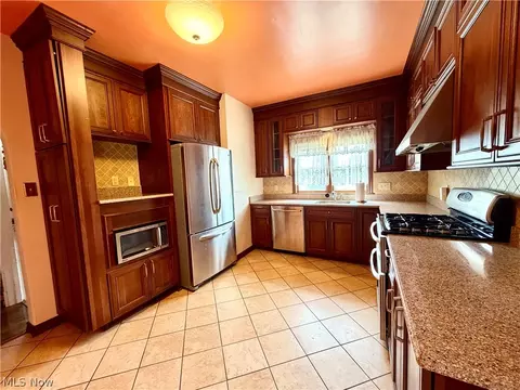 Kitchen - 15 Second St, Beech Bottom, WV 26030 photo 2 of 6