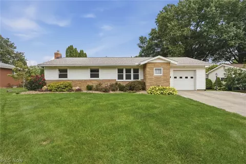 26 N Hickin St, Rittman, OH 44270