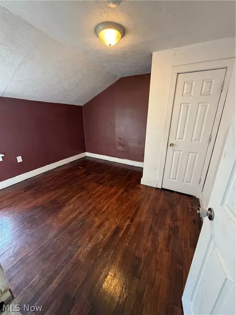 Bedroom - 14113 Maple Ave, Maple Heights, OH 44137 photo 4 of 6