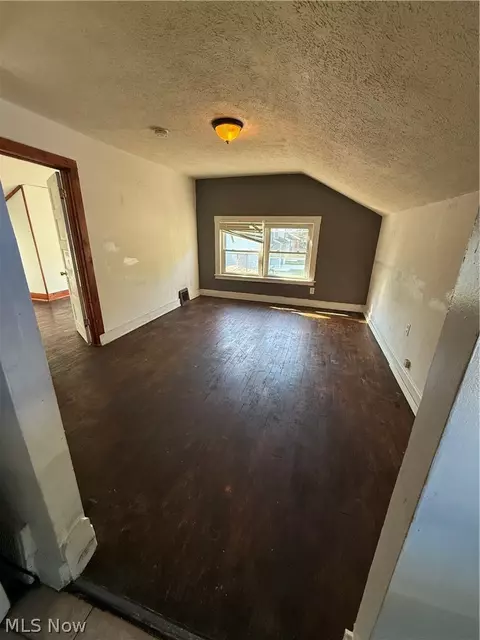 Bedroom - 14113 Maple Ave, Maple Heights, OH 44137 photo 1 of 6