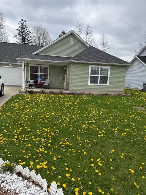 3771 Choice Ct, Youngstown, OH 44505
