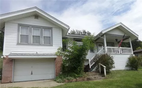 69395 Sunset Hgts, Bridgeport, OH 43912