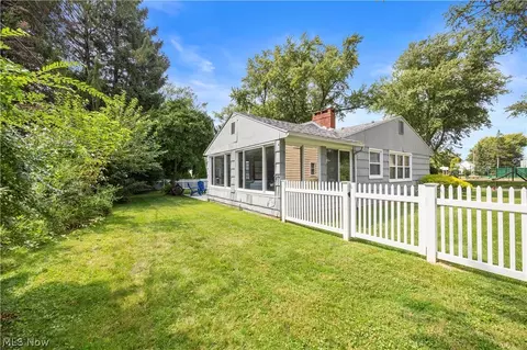 Exterior - 814 Mohawk Dr, Huron, OH 44839 photo 6 of 6