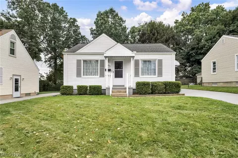 630 Barbara Ave, Akron, OH 44306