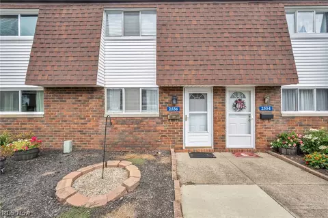 2556 Shakespeare Ln, Avon, OH 44011