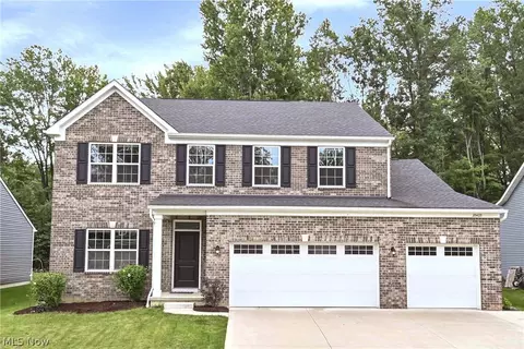35405 Crystal Creek Ct, Grafton, OH 44044