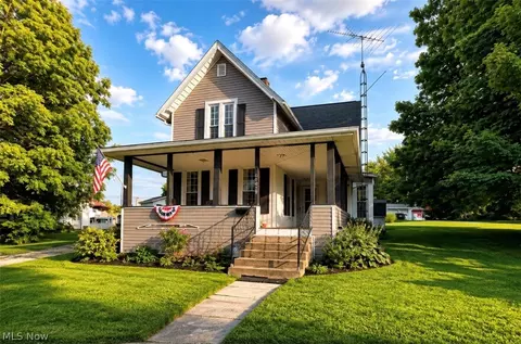 10672 Freedom St, Garrettsville, OH 44231