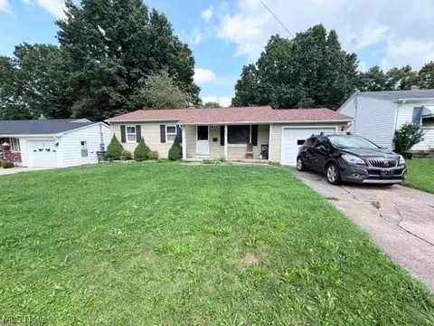 673 Rhoda Ave, Youngstown, OH 44509