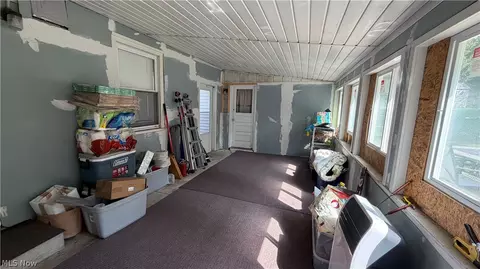 Entry Way - 1632 Edmeyer Ave NW, Canton, OH 44708 photo 1 of 3
