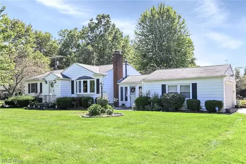 36889 Kinzel Rd, Avon, OH 44011