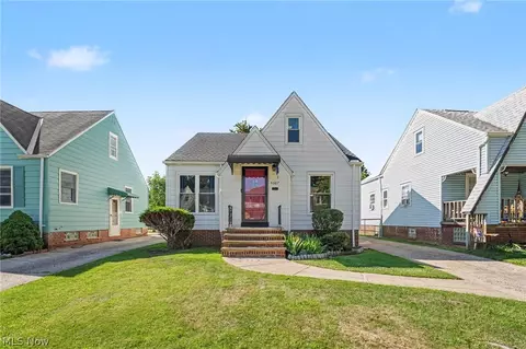 Exterior - 6607 Kenneth Ave, Parma, OH 44129 photo 2 of 5
