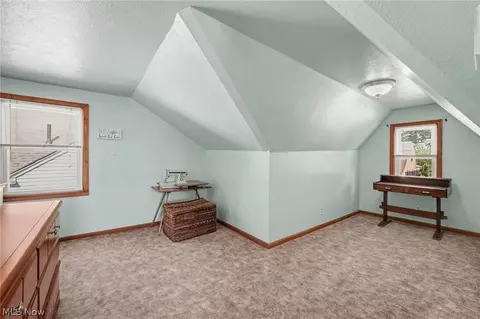 Bedroom - 6607 Kenneth Ave, Parma, OH 44129 photo 5 of 5