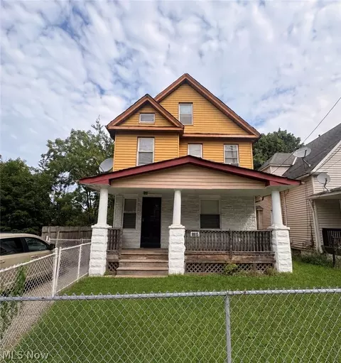9915 Raymond Ave, Cleveland, OH 44104