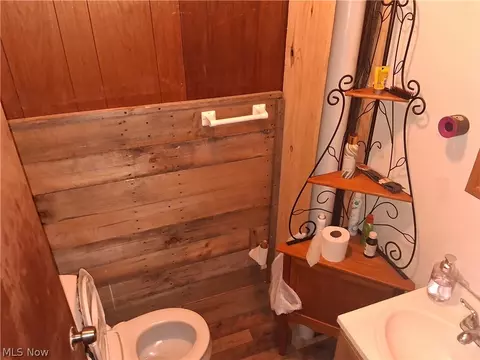Bath - 250 Harrison St, Elyria, OH 44035 photo 1 of 1