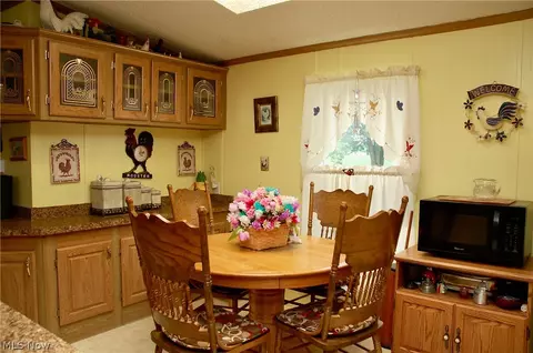 Dining - 4992 Doylestown Rd, Creston, OH 44217 photo 1 of 2