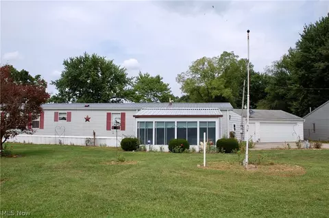 Exterior - 4992 Doylestown Rd, Creston, OH 44217 photo 1 of 8