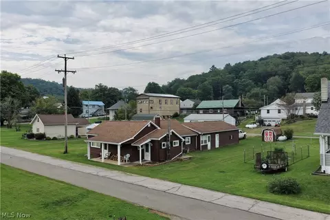 319 Galation St, Glenmont, OH 44628
