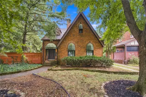 4503 W 221st St, Fairview Park, OH 44126