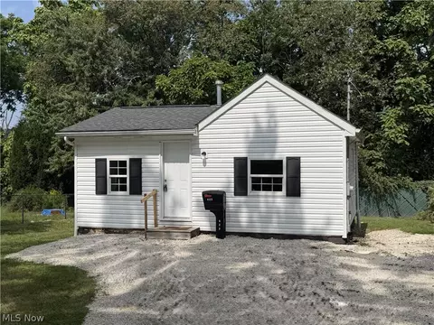 623 Highland Ave, Barberton, OH 44203